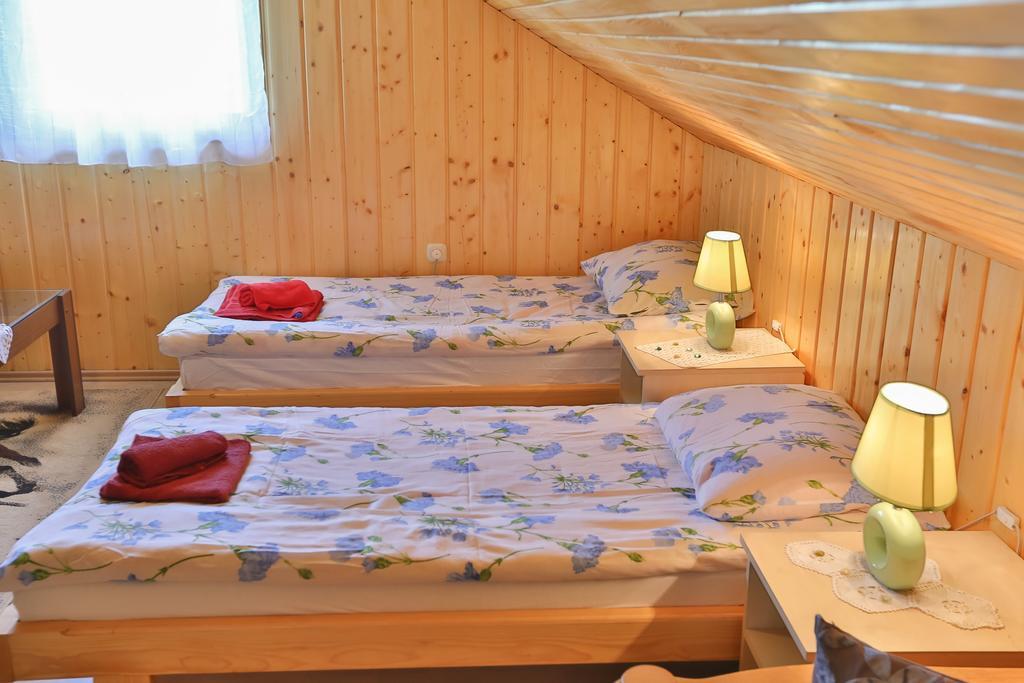 Holiday Home Trzan Josipdol Exteriör bild