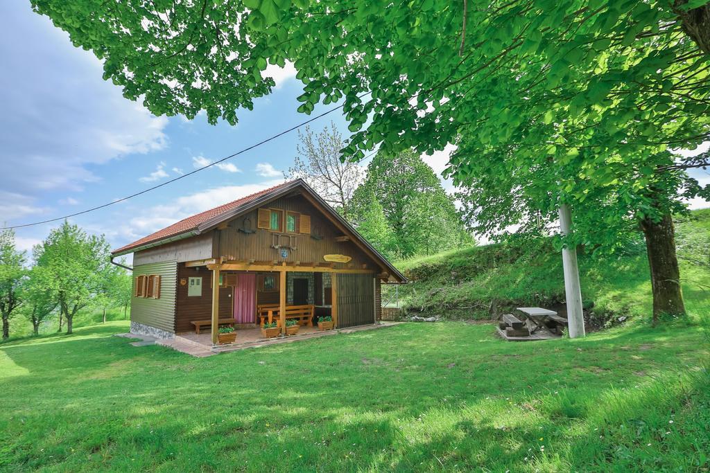 Holiday Home Trzan Josipdol Exteriör bild